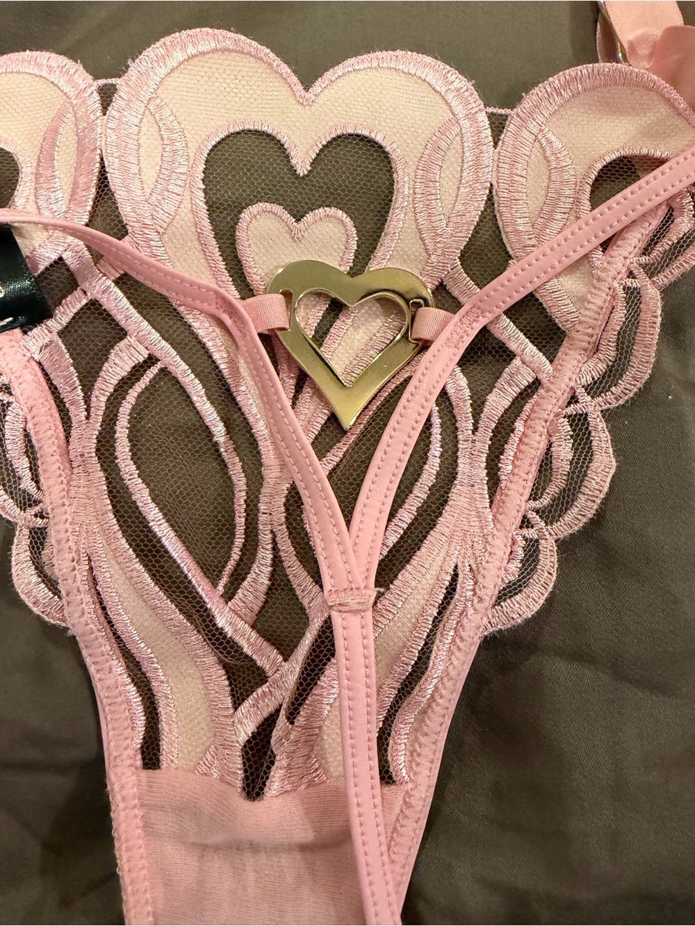 Honey Birdette Pink Heart Lace Bra, Garter & Thong Set - Picture 6 of 10